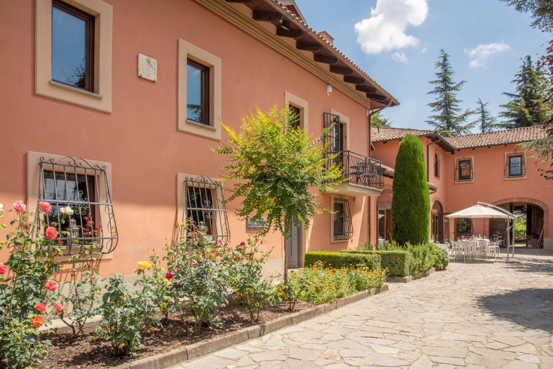 Giarvino Boutique Guest House Acqui Terme Kültér fotó